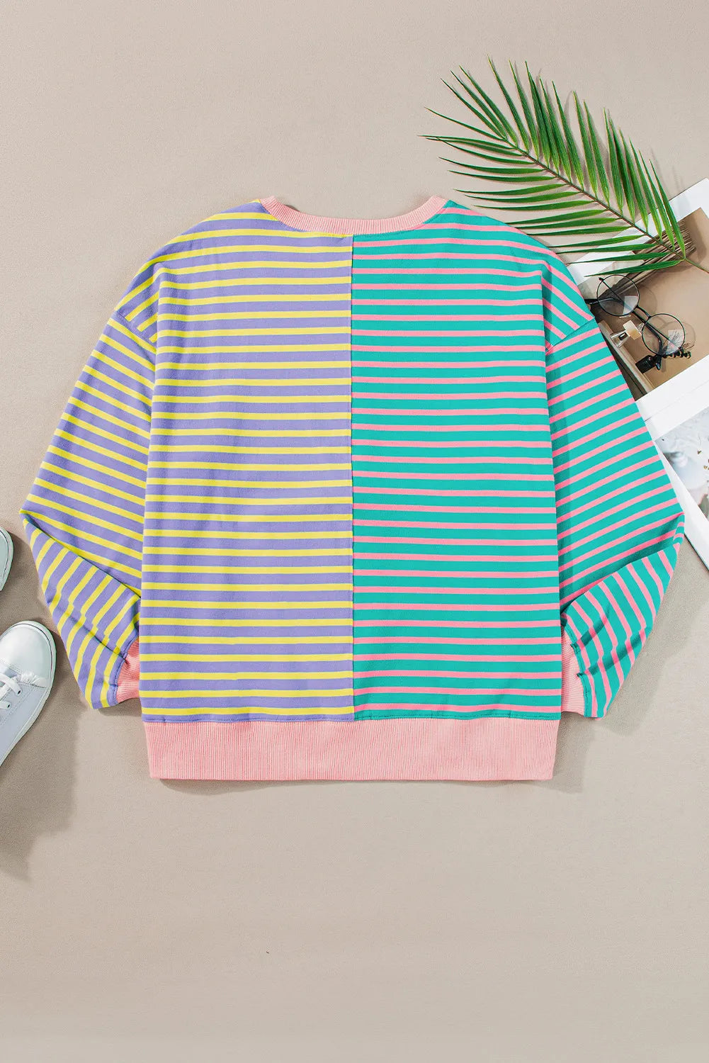 Contrast Stripes Round Neck Long Sleeve Sweatshirt